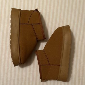 Brown Sport knockoff ugg minis